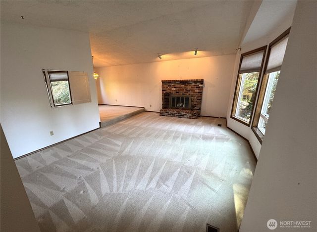 2318 NE Brookview Drive, Vancouver, WA 98686