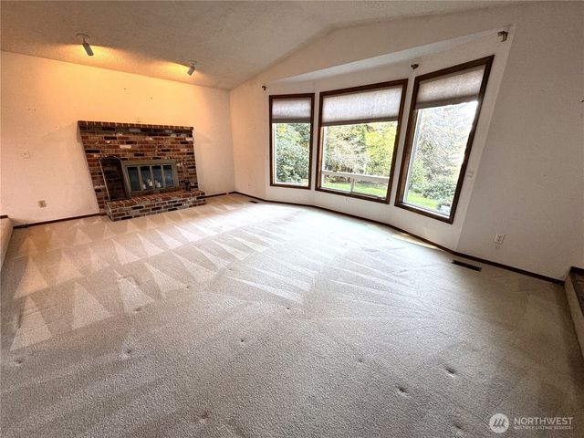 2318 NE Brookview Drive, Vancouver, WA 98686