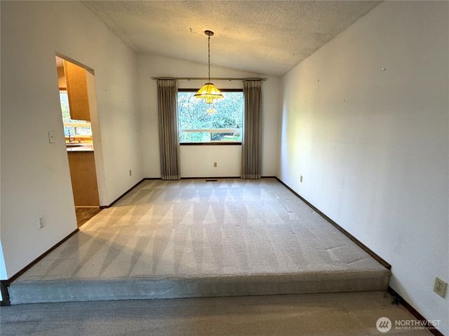 2318 NE Brookview Drive, Vancouver, WA 98686