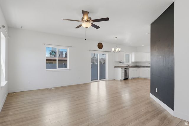 7077 N SPRING HILL LN, Eagle Mountain, UT 84005