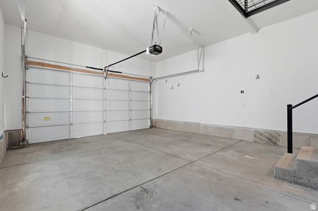7077 N SPRING HILL LN, Eagle Mountain, UT 84005