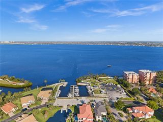 15214 Cape Sable LN, Fort Myers, FL 33908