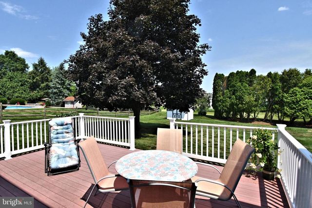 117 GWYNMONT DR, North Wales, PA 19454