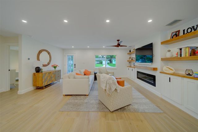 630 MAGNOLIA STREET, Dunedin, FL 34698