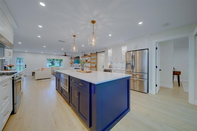 630 MAGNOLIA STREET, Dunedin, FL 34698