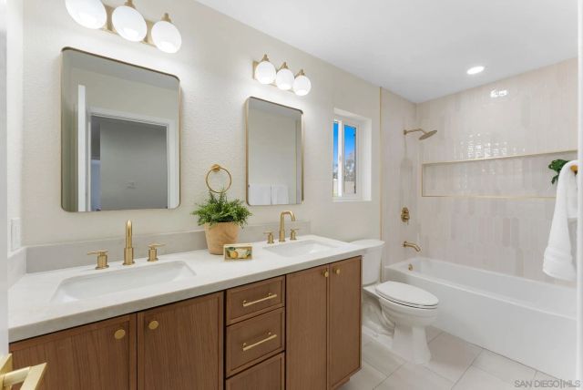 9917 Aviary, San Diego, CA 92131