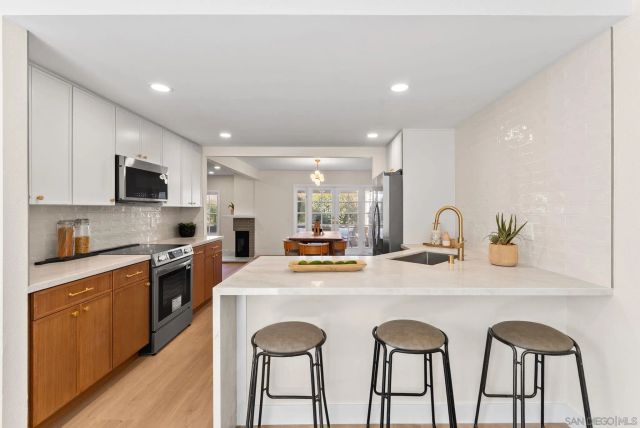9917 Aviary, San Diego, CA 92131