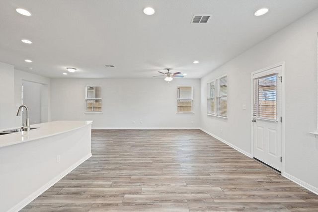 11225 Zip Cochise WAY, Austin, TX 78653