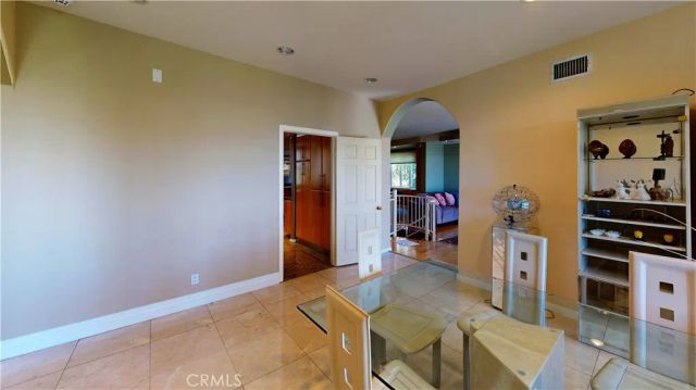 4936 Llano, Woodland Hills, CA 91364