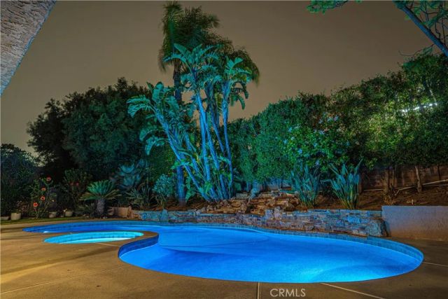 326 Fox Ridge Drive, Thousand Oaks, CA 91361