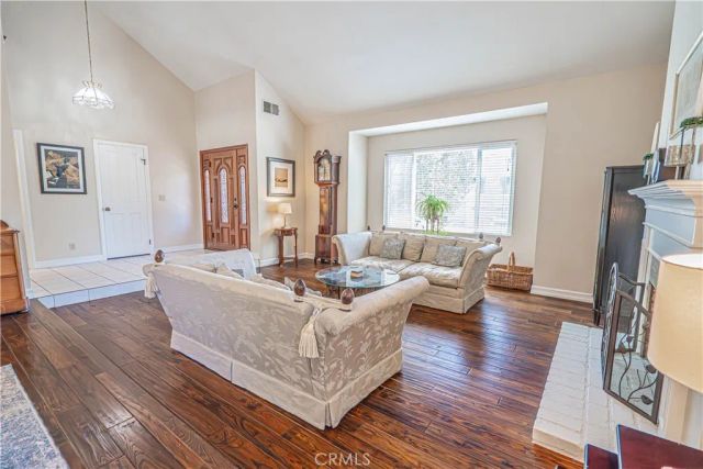 326 Fox Ridge Drive, Thousand Oaks, CA 91361