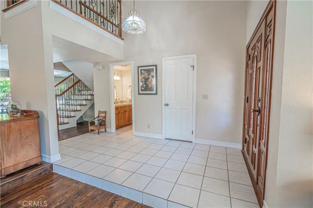 326 Fox Ridge Drive, Thousand Oaks, CA 91361