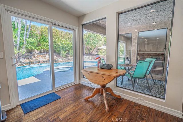 326 Fox Ridge Drive, Thousand Oaks, CA 91361
