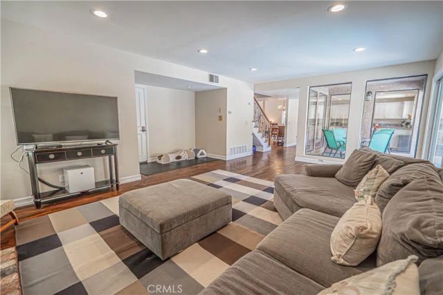 326 Fox Ridge Drive, Thousand Oaks, CA 91361