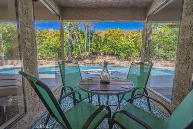 326 Fox Ridge Drive, Thousand Oaks, CA 91361