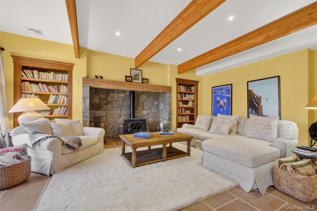 1-3 Saddle Brook Rd, North Salem, NY 10560