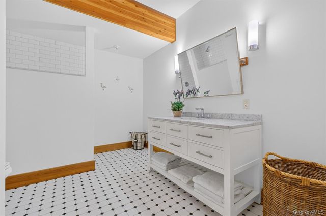 1-3 Saddle Brook Rd, North Salem, NY 10560