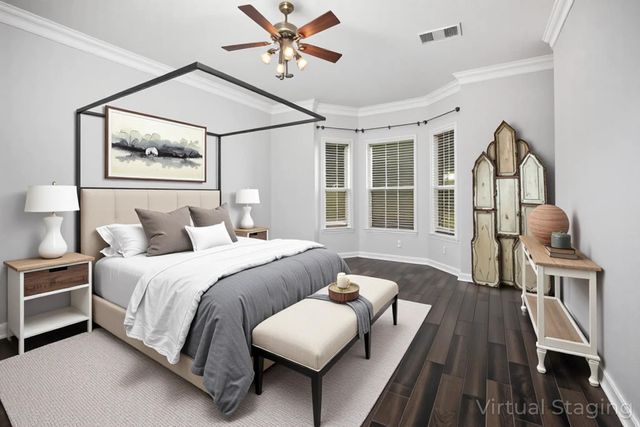 15530 Wooden Oak Court, Houston, TX 77059