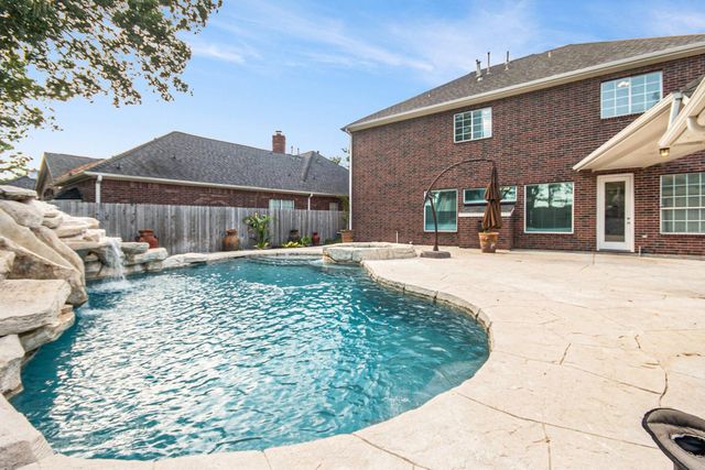 15530 Wooden Oak Court, Houston, TX 77059