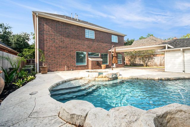 15530 Wooden Oak Court, Houston, TX 77059