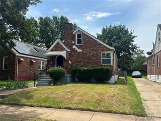 6832 Raymond Avenue, University City, MO 63130