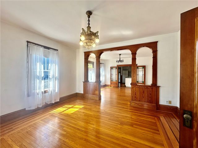 44 Bellevue Avenue, Pawtucket, RI 02861