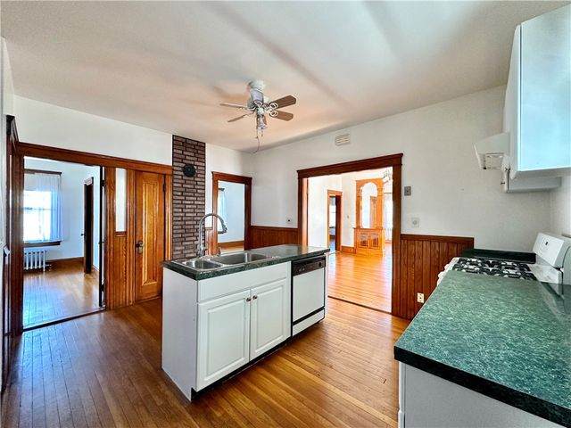 44 Bellevue Avenue, Pawtucket, RI 02861