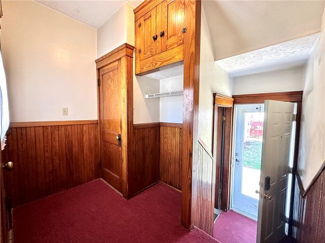 44 Bellevue Avenue, Pawtucket, RI 02861