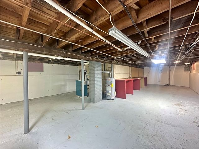 44 Bellevue Avenue, Pawtucket, RI 02861