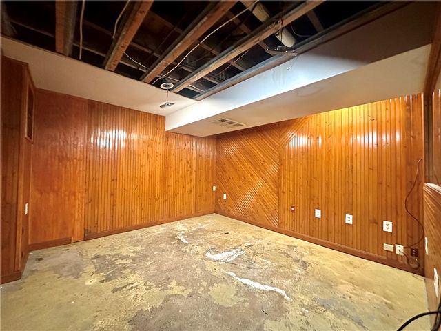 44 Bellevue Avenue, Pawtucket, RI 02861