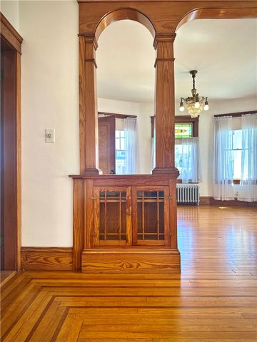 44 Bellevue Avenue, Pawtucket, RI 02861