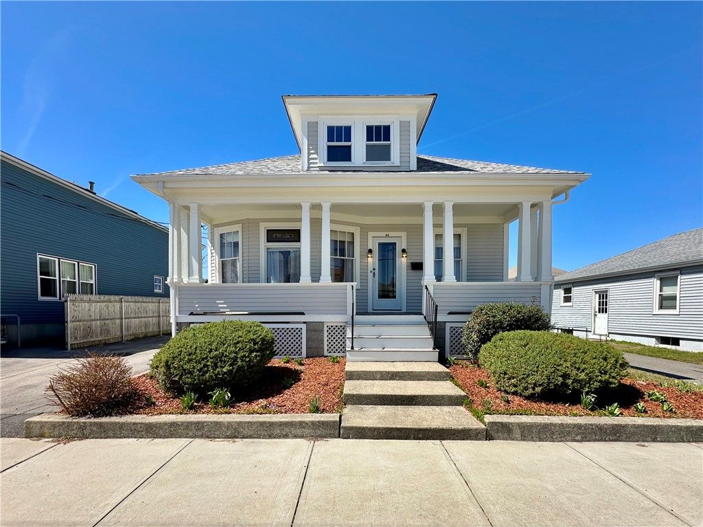 44 Bellevue Avenue, Pawtucket, RI 02861