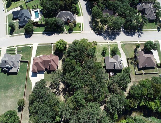 2101 Clear Creek Drive, Weatherford, TX 76087