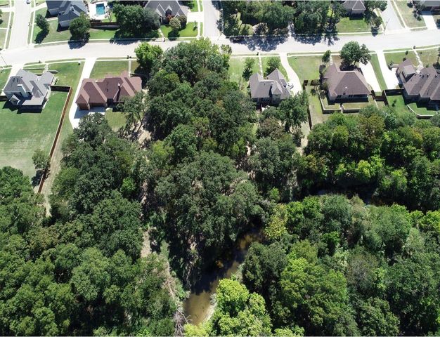 2101 Clear Creek Drive, Weatherford, TX 76087