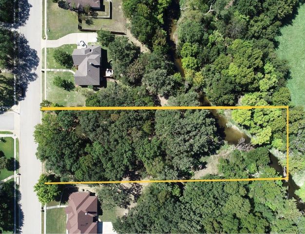 2101 Clear Creek Drive, Weatherford, TX 76087