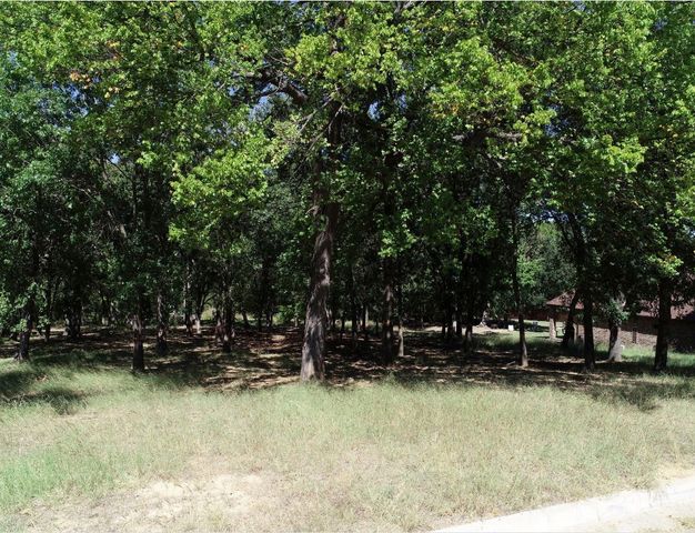 2101 Clear Creek Drive, Weatherford, TX 76087