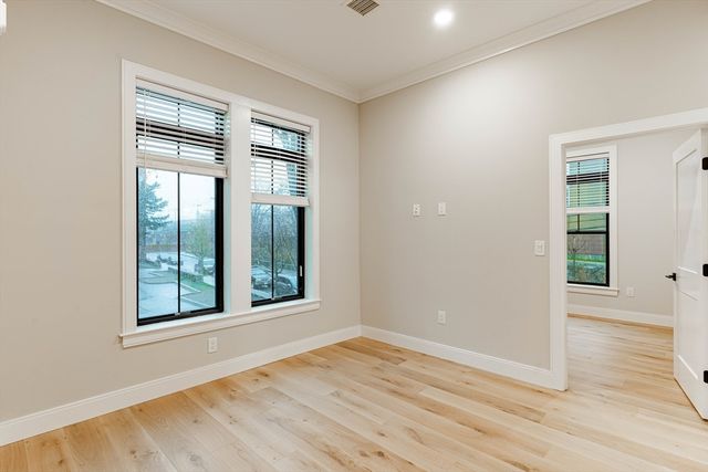 157 Everett St. 201, Boston, MA 02134