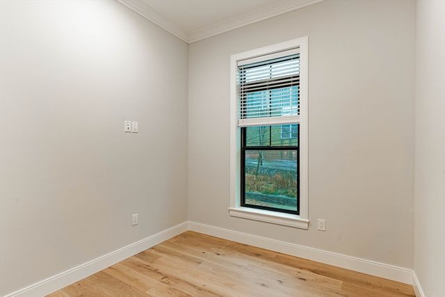 157 Everett St. 201, Boston, MA 02134