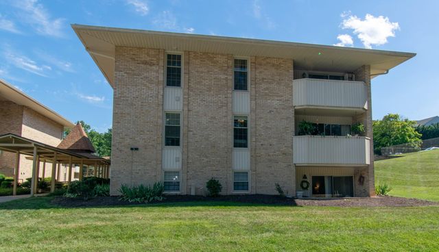 5260 Crossbow CIR UNIT 5D, Roanoke, VA 24018
