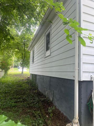 1815 Riverdale RD SE, Roanoke, VA 24011