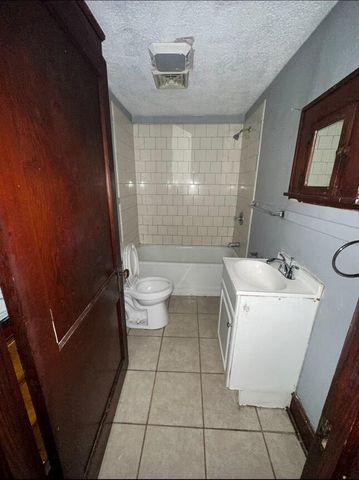 1815 Riverdale RD SE, Roanoke, VA 24011