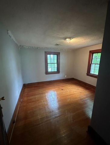 1815 Riverdale RD SE, Roanoke, VA 24011