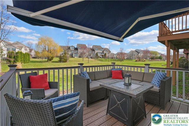 5459 Spring Ridge Drive West, Lower Macungie Twp, PA 18062