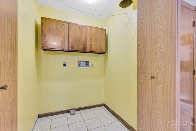 2773 Grosvenor Drive, Colerain Twp, OH 45251