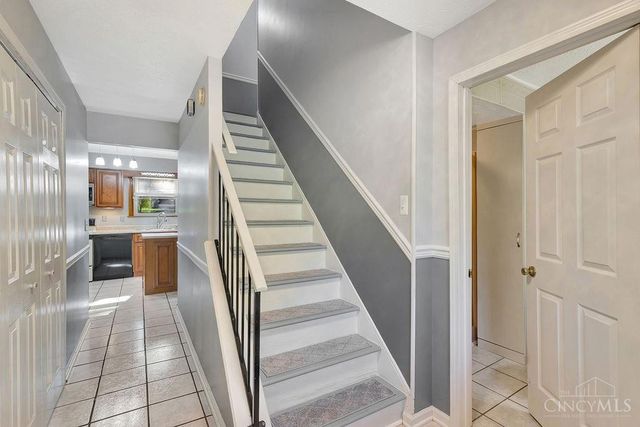 2773 Grosvenor Drive, Colerain Twp, OH 45251