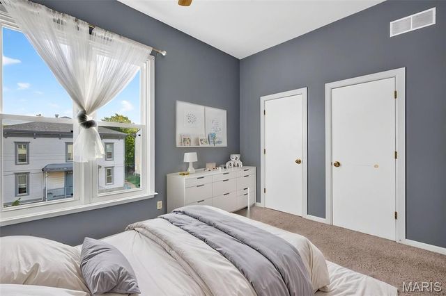 2641 Saint Vincent Avenue, St Louis, MO 63104
