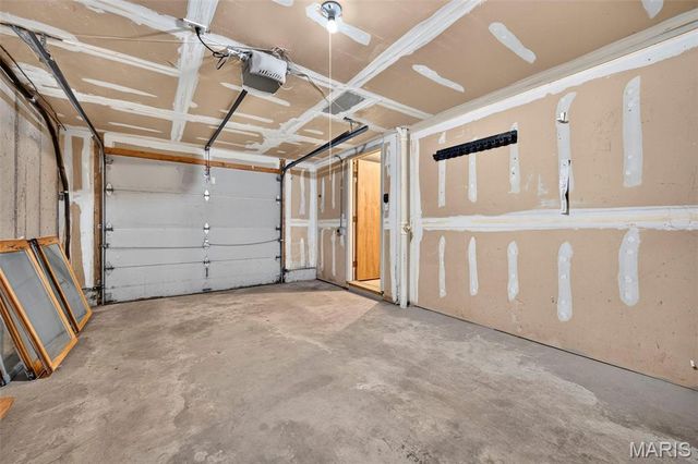 2641 Saint Vincent Avenue, St Louis, MO 63104