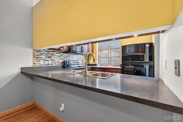 2641 Saint Vincent Avenue, St Louis, MO 63104