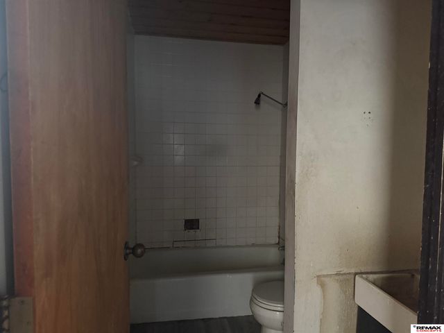 431 S 40th Street, Lincoln, NE 68510