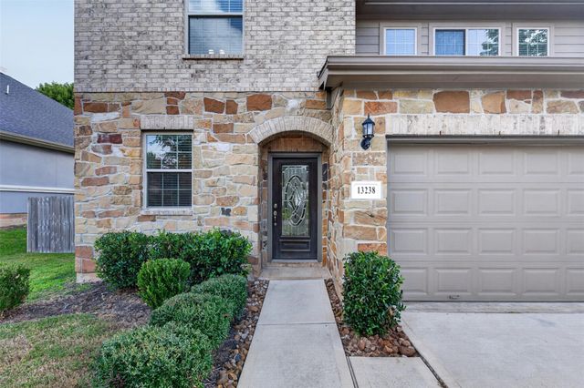 13238 Enchanted Way Drive, Montgomery, TX 77356